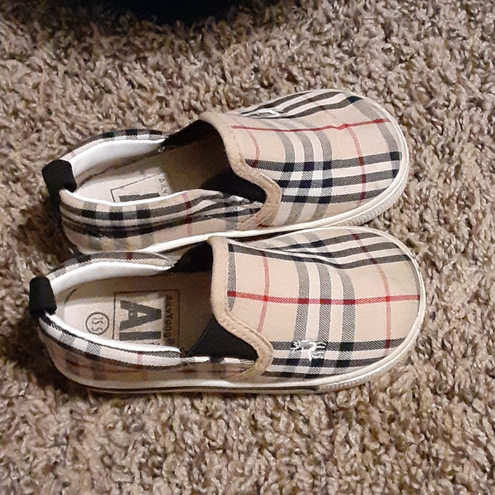 Toddler shoes